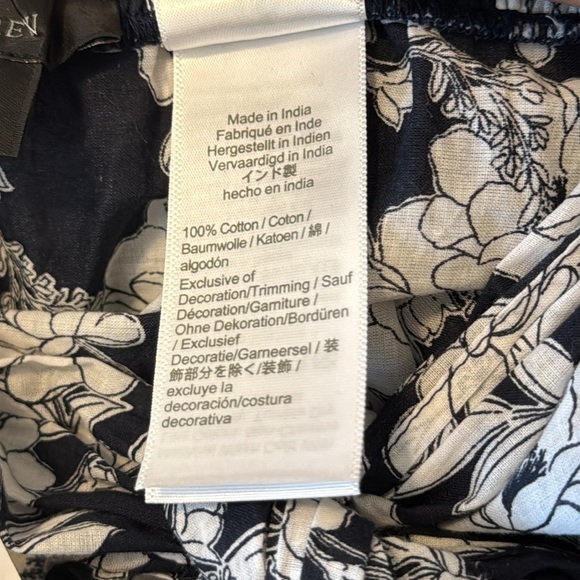 NWT J Crew Convertible beach sarong magnolia floral Sz Medium Navy/White coverup - Picture 7 of 10